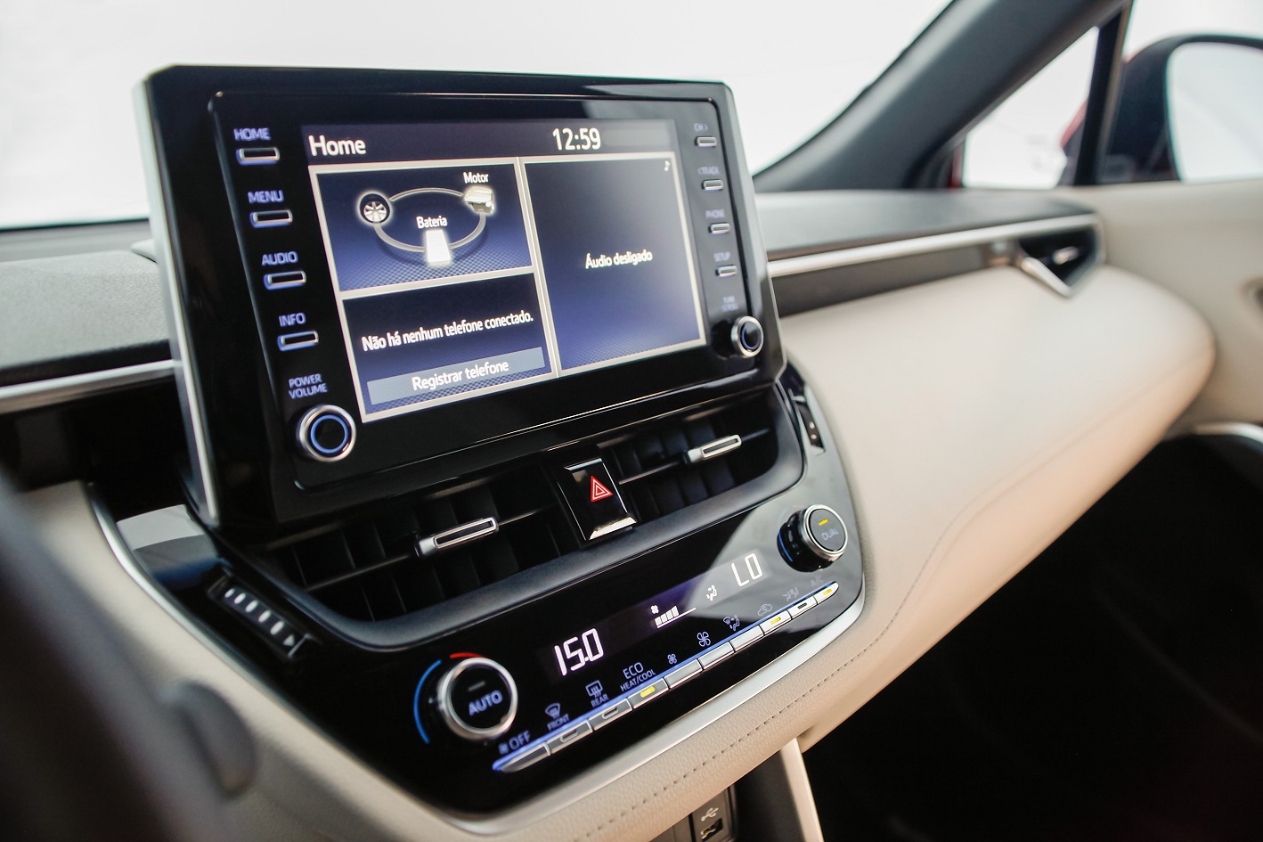 31. Toyota Corolla Cross Hybrid 2022