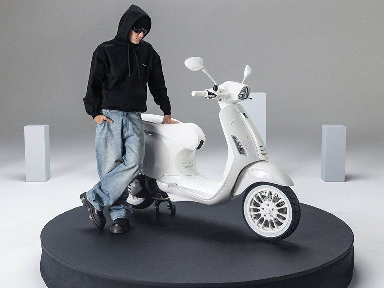 Piagio Vespa Justin Bieber (2)