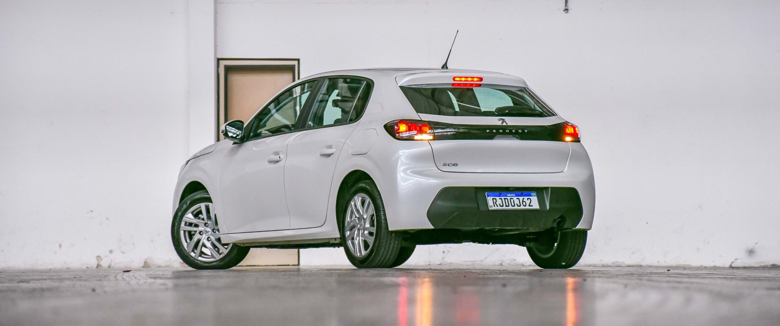 Peugeot 208 Active Pack 8941 Scaled