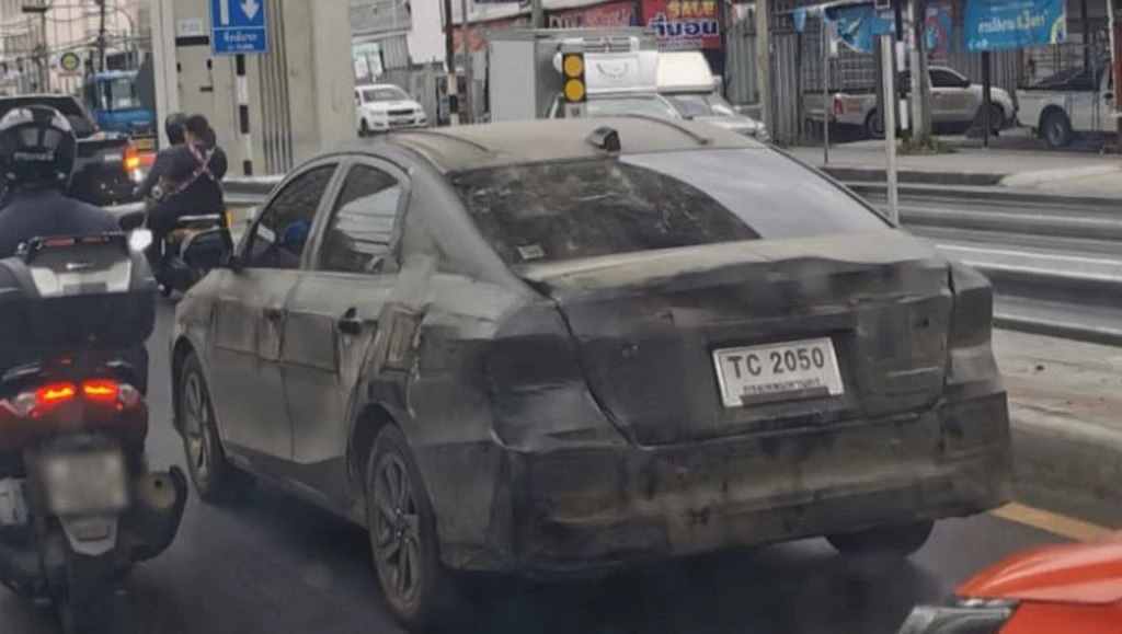 Toyota Yaris Sedan 2023 Traseira