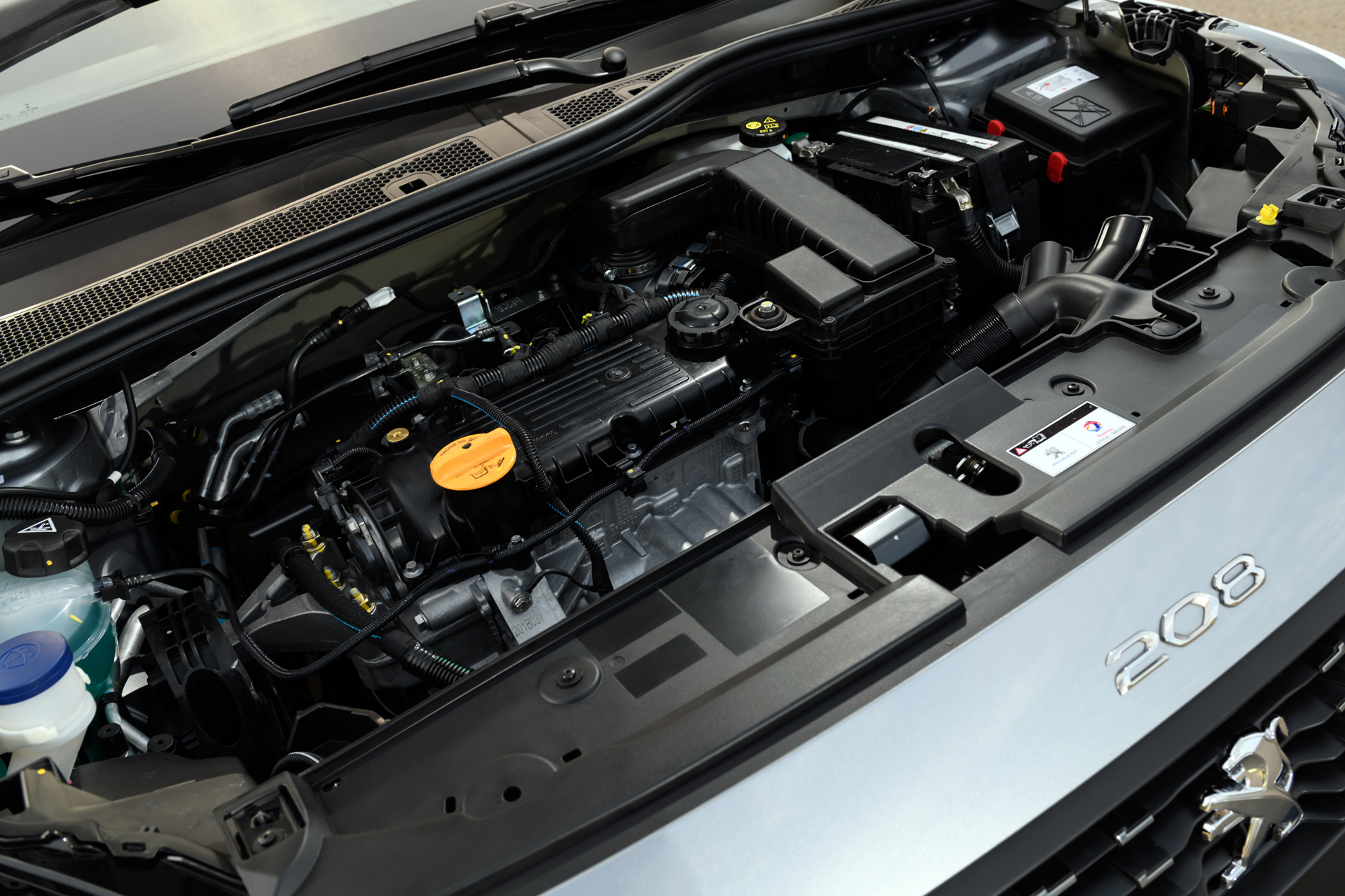 Peugeot 208 1 (8)