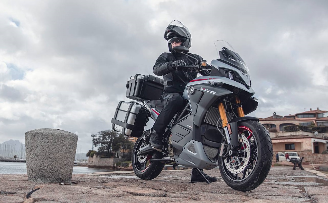Energica Experia Green Tourer (3)