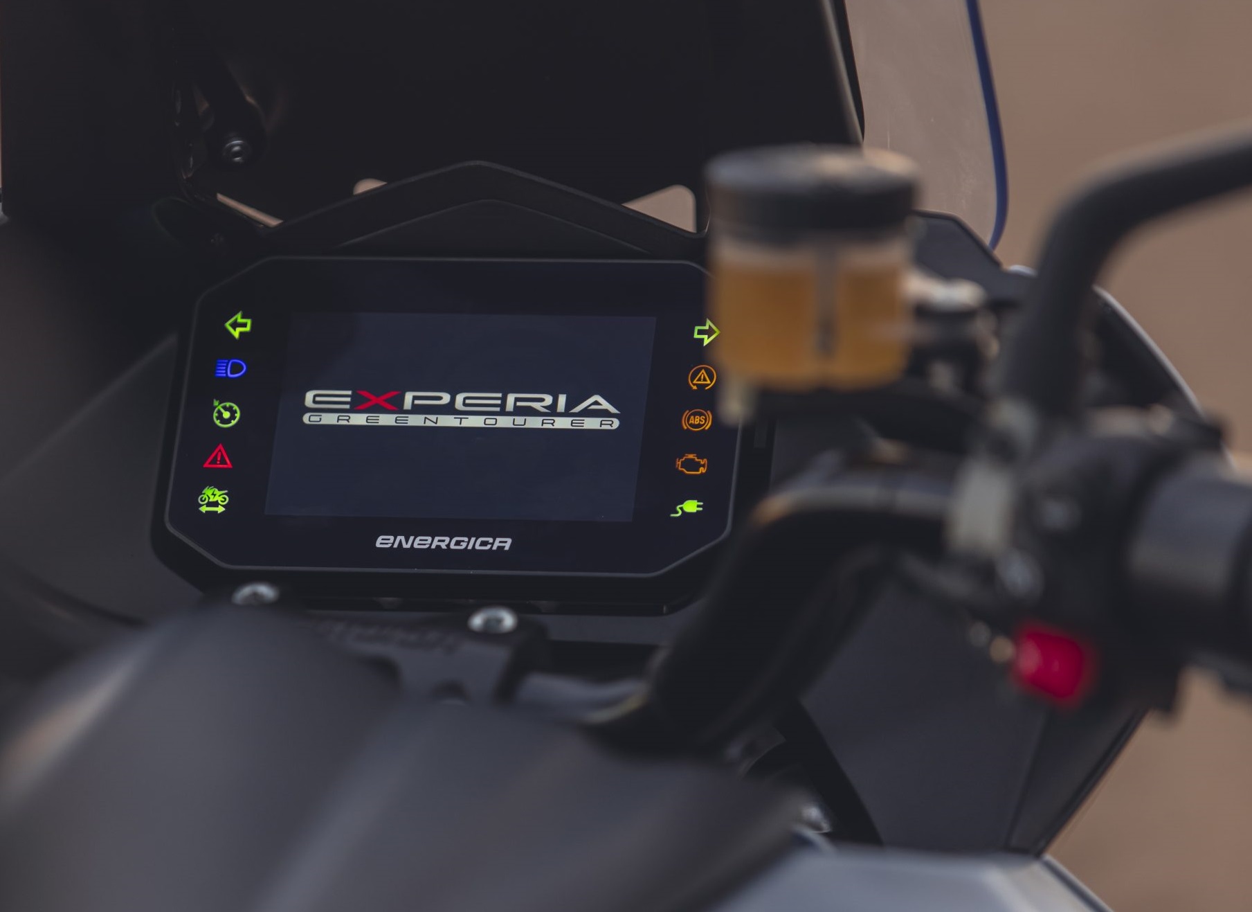 Energica Experia Green Tourer (7)