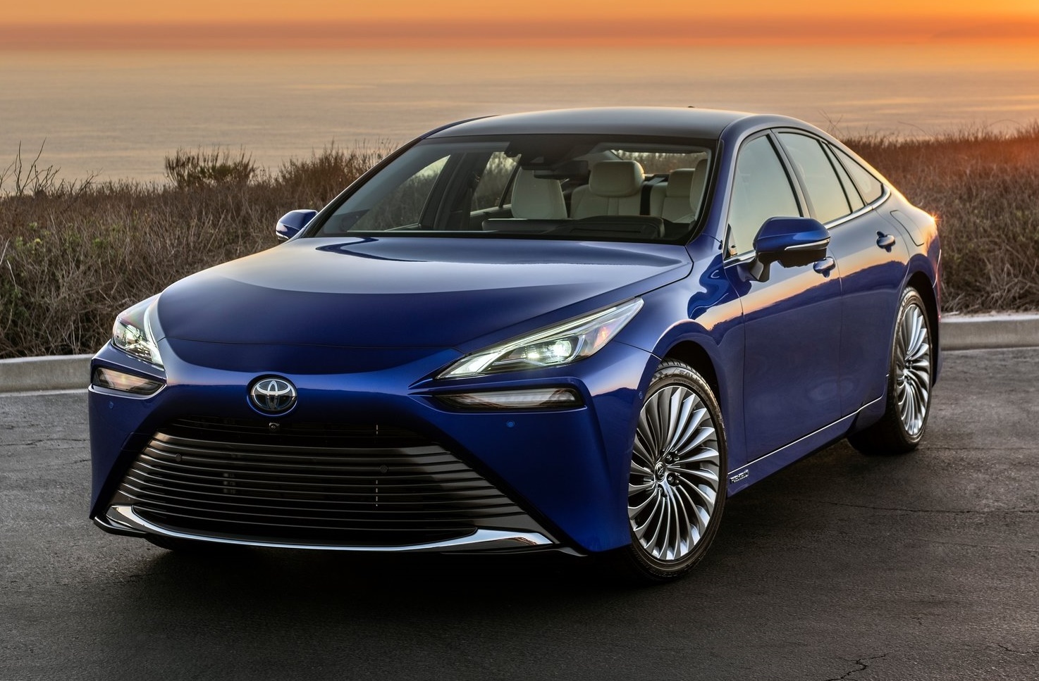 Toyota Mirai2