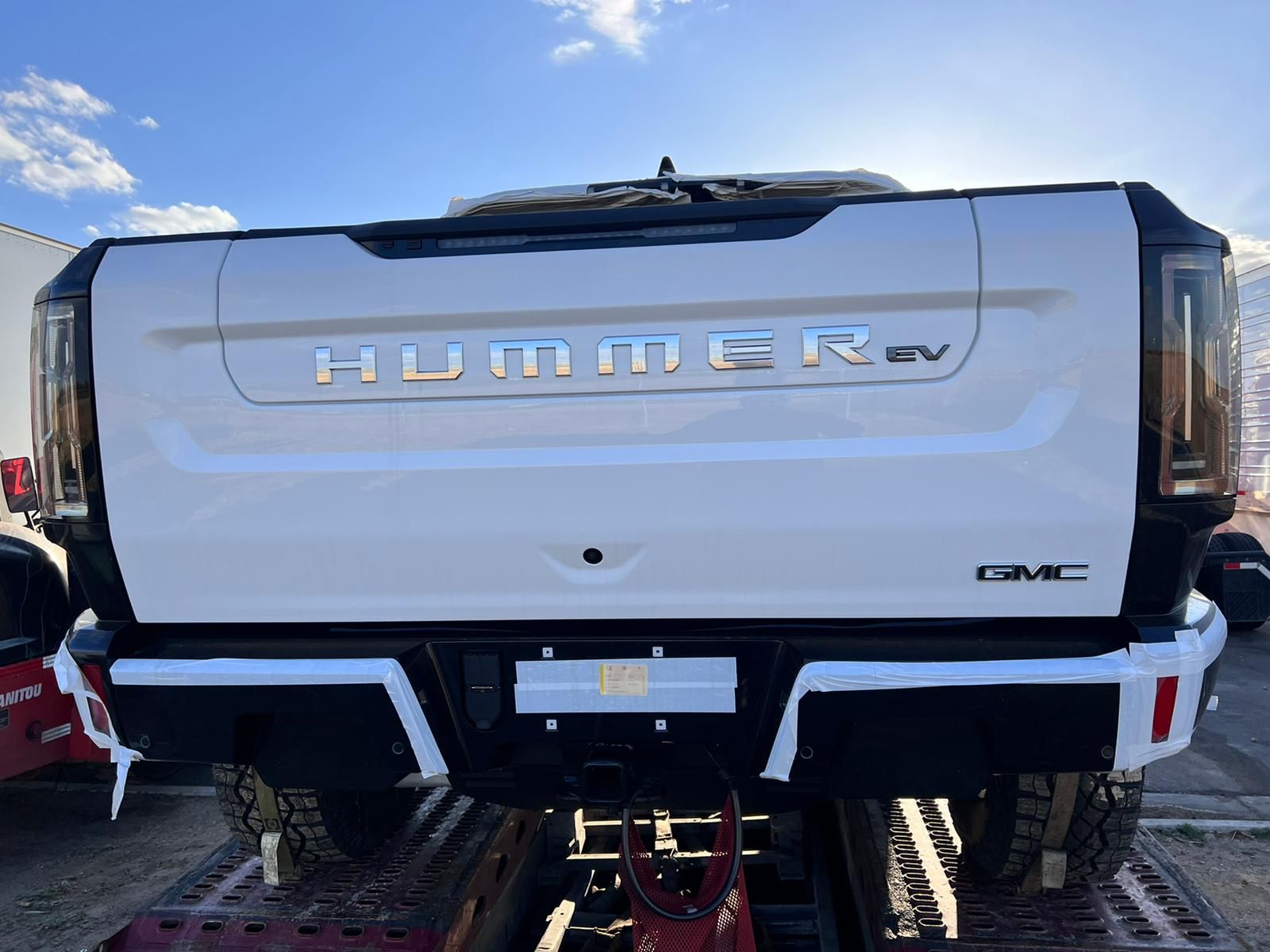 Hummer Ev Traseira