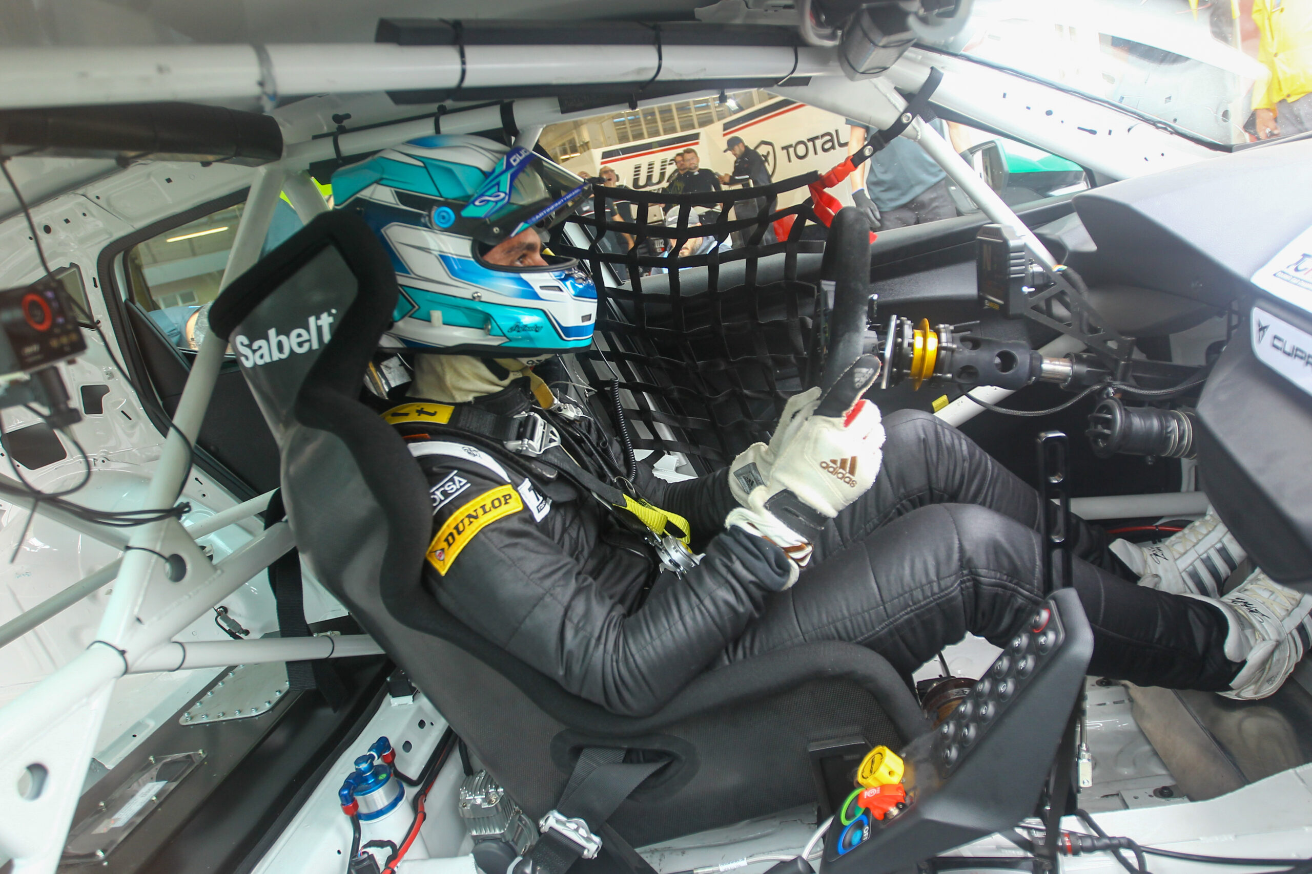 Cockpit Tcr South America