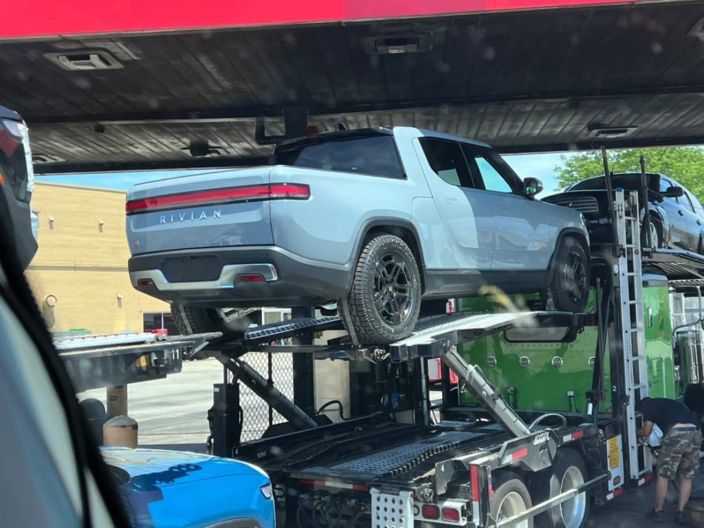 Rivian R1T