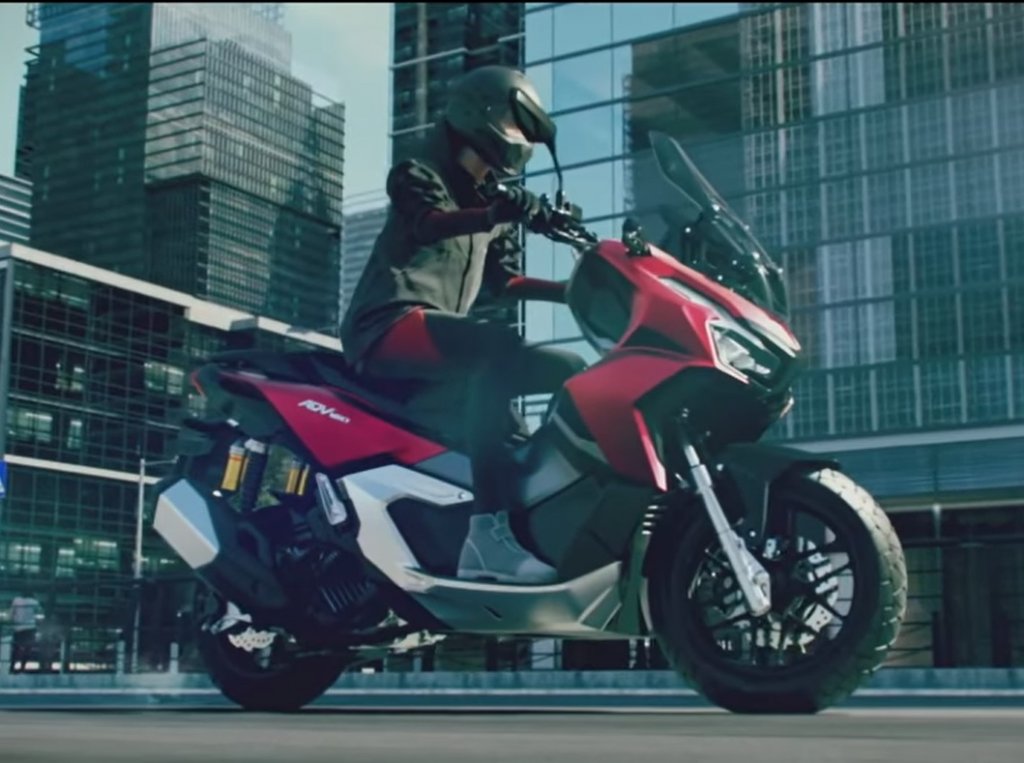 Honda Adv 160 2