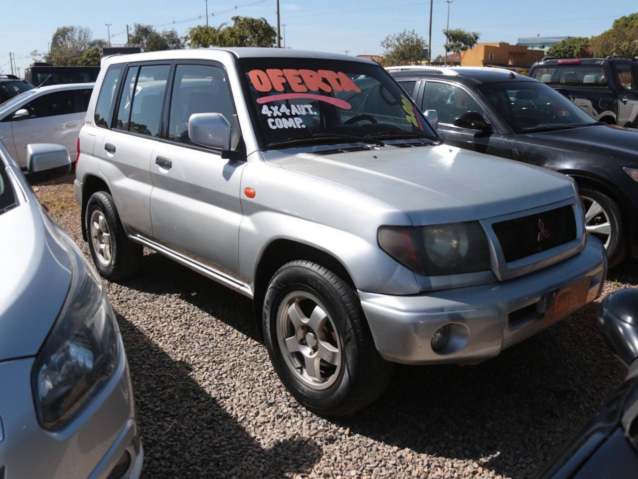Mitsubishi Pajero Io 1.8 Se 4x4 16v Gasolina 4p Automatico Wmimagem16213625118