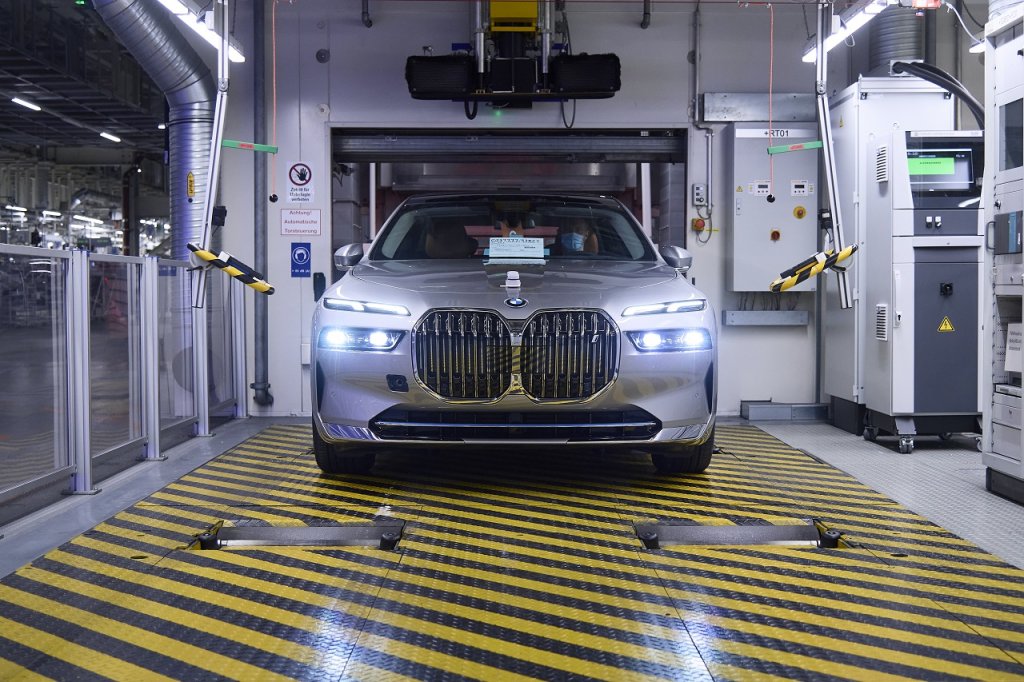 Bmw I7