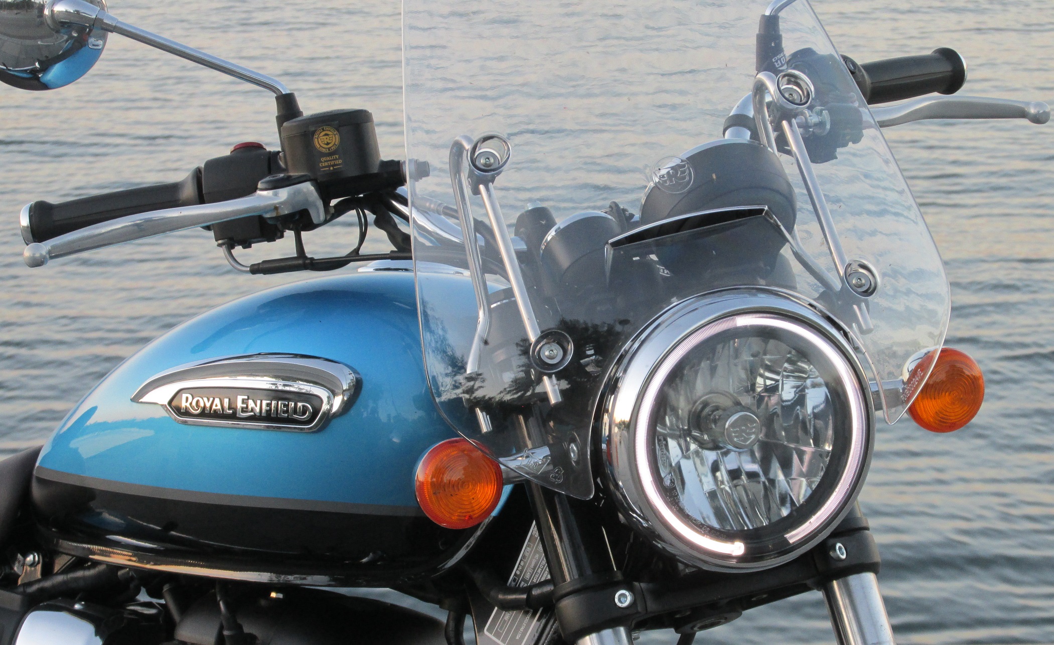 Royal Enfield Meteor 350 5