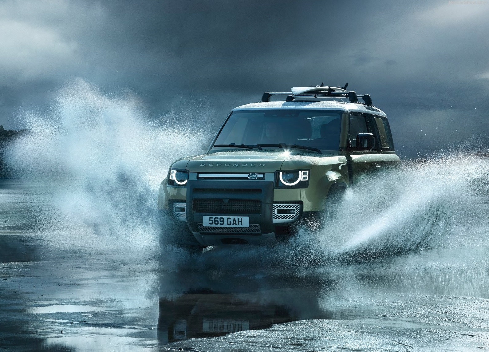Land Rover Defender 90 Destaque