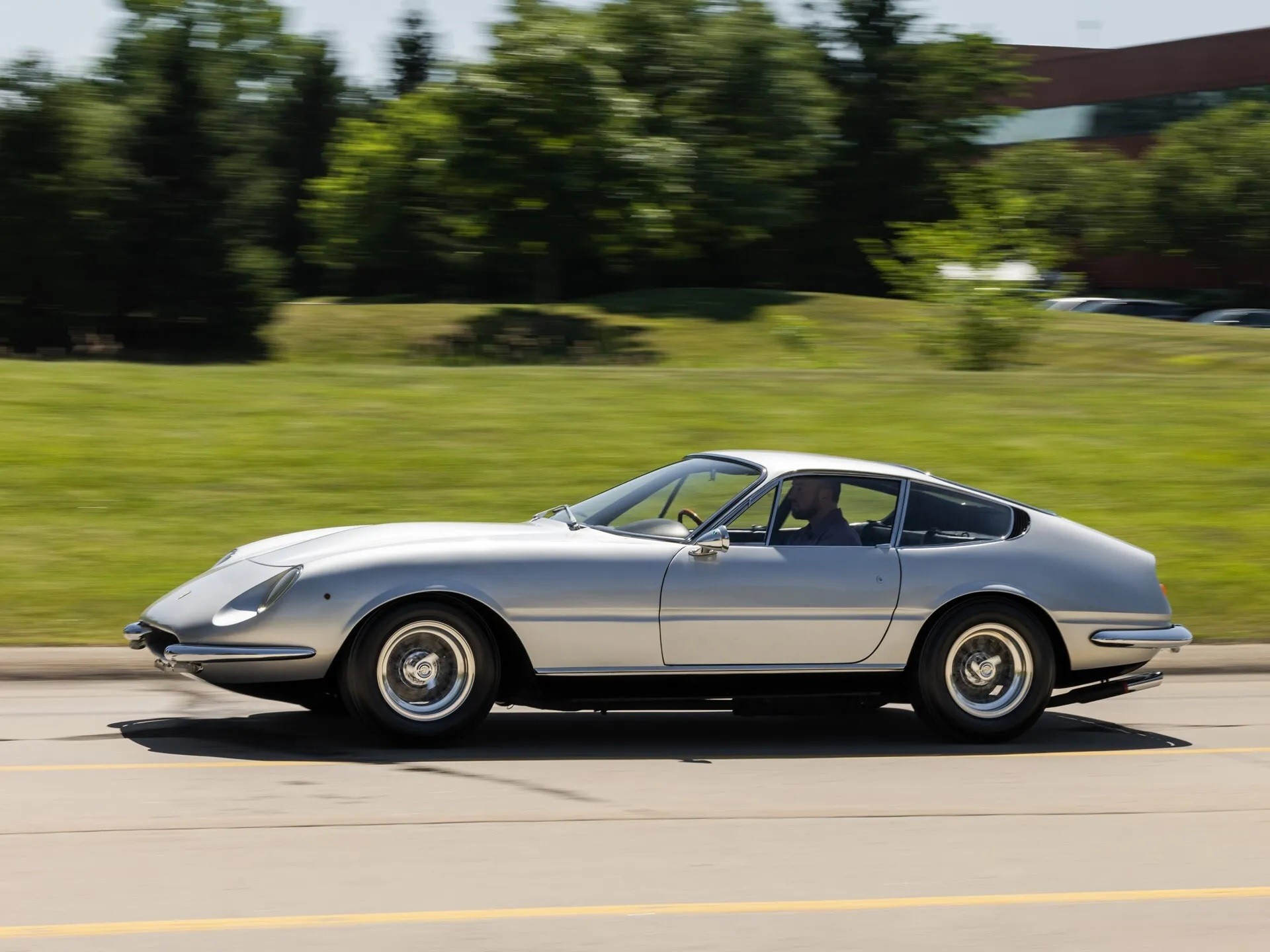 Ferrari 365 Gtb4 Daytona Prototype 1