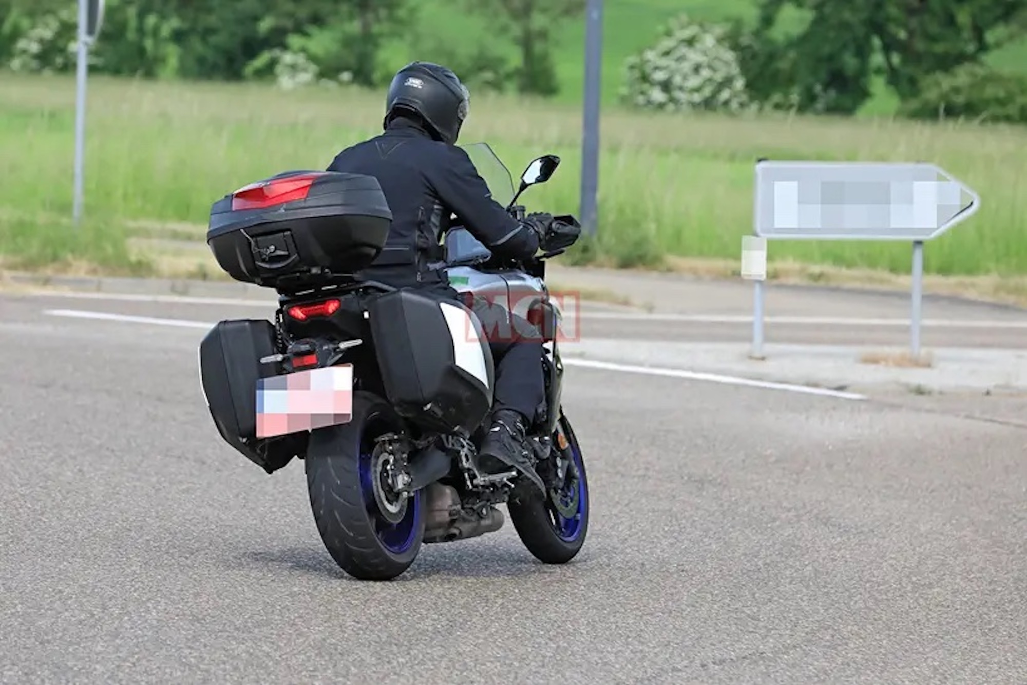 Yamaha Tracer 2