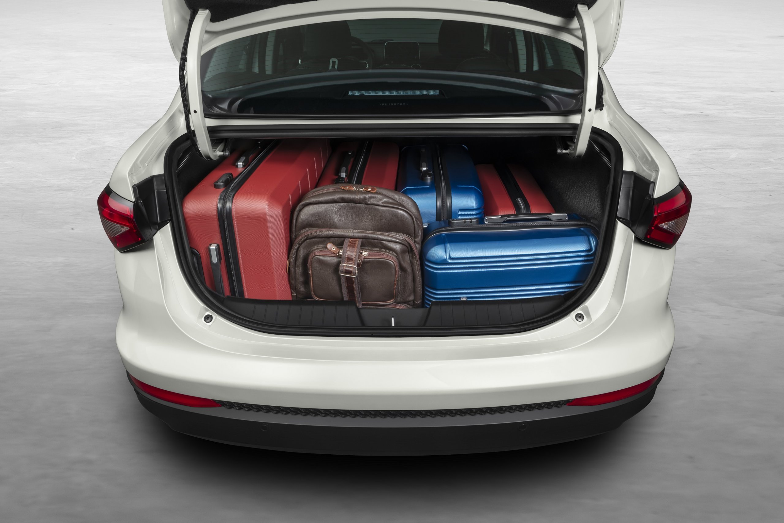 Fiat Cronos Precision 2023 (3)