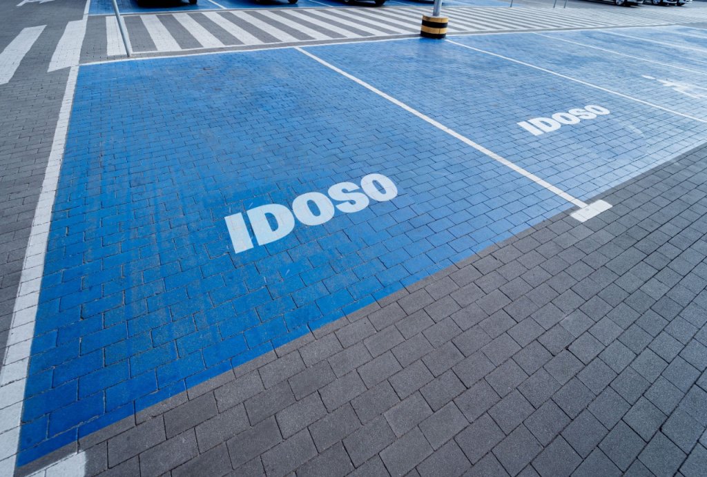 Idoso Vaga