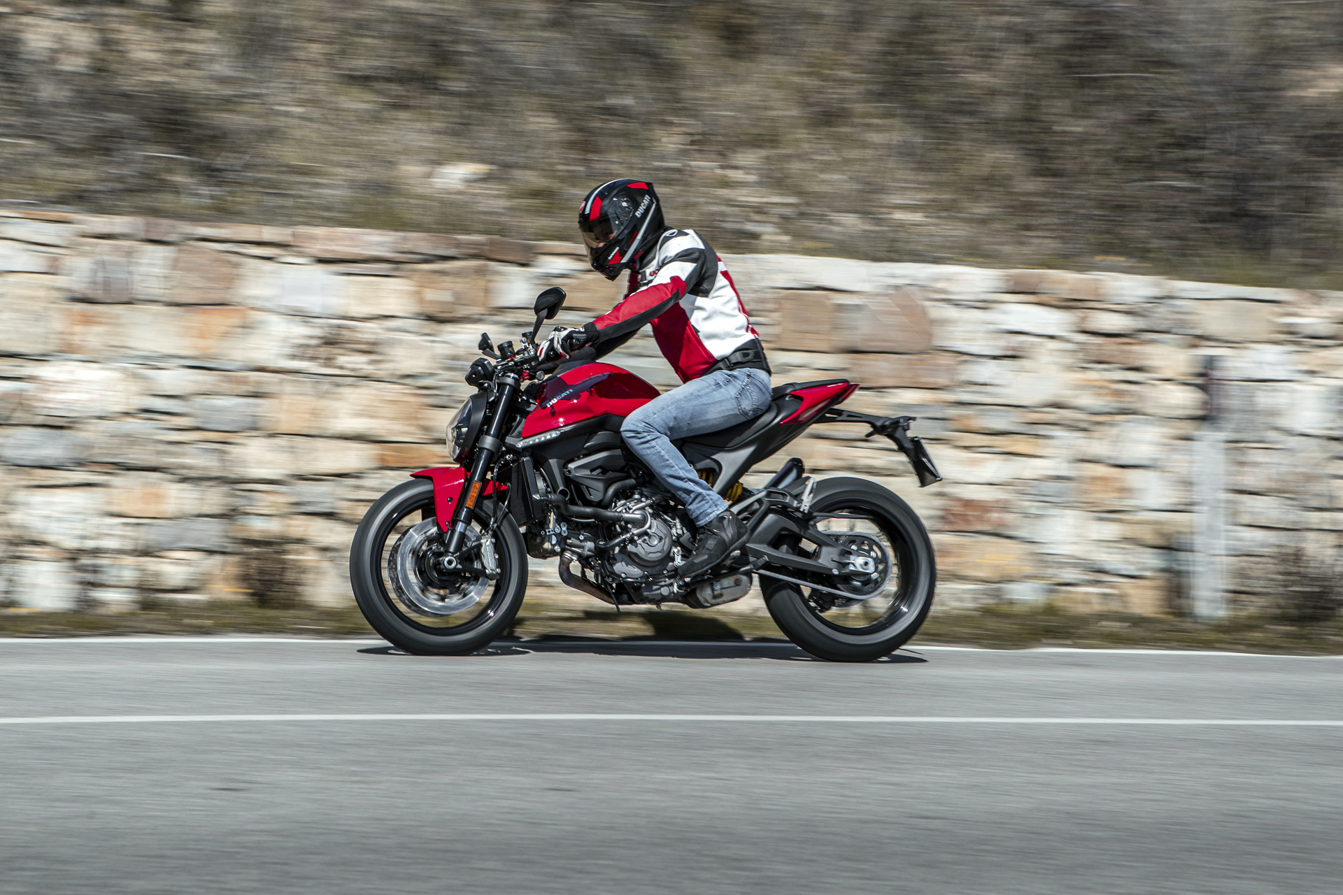 Ducati Monster 950 Abre