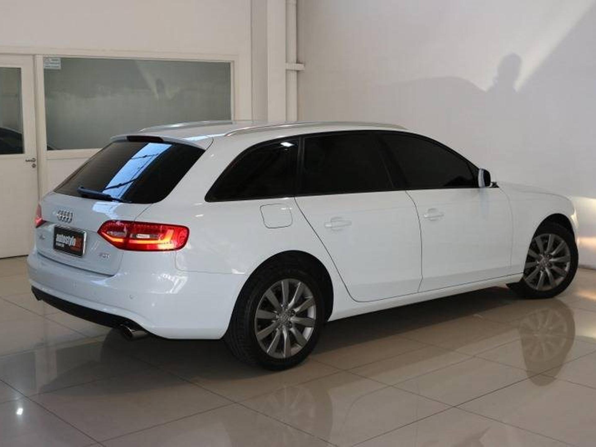 Audi A4 2.0 Tfsi Ambiente Avant 180cv Gasolina 4p Multitronic Wmimagem15452962035