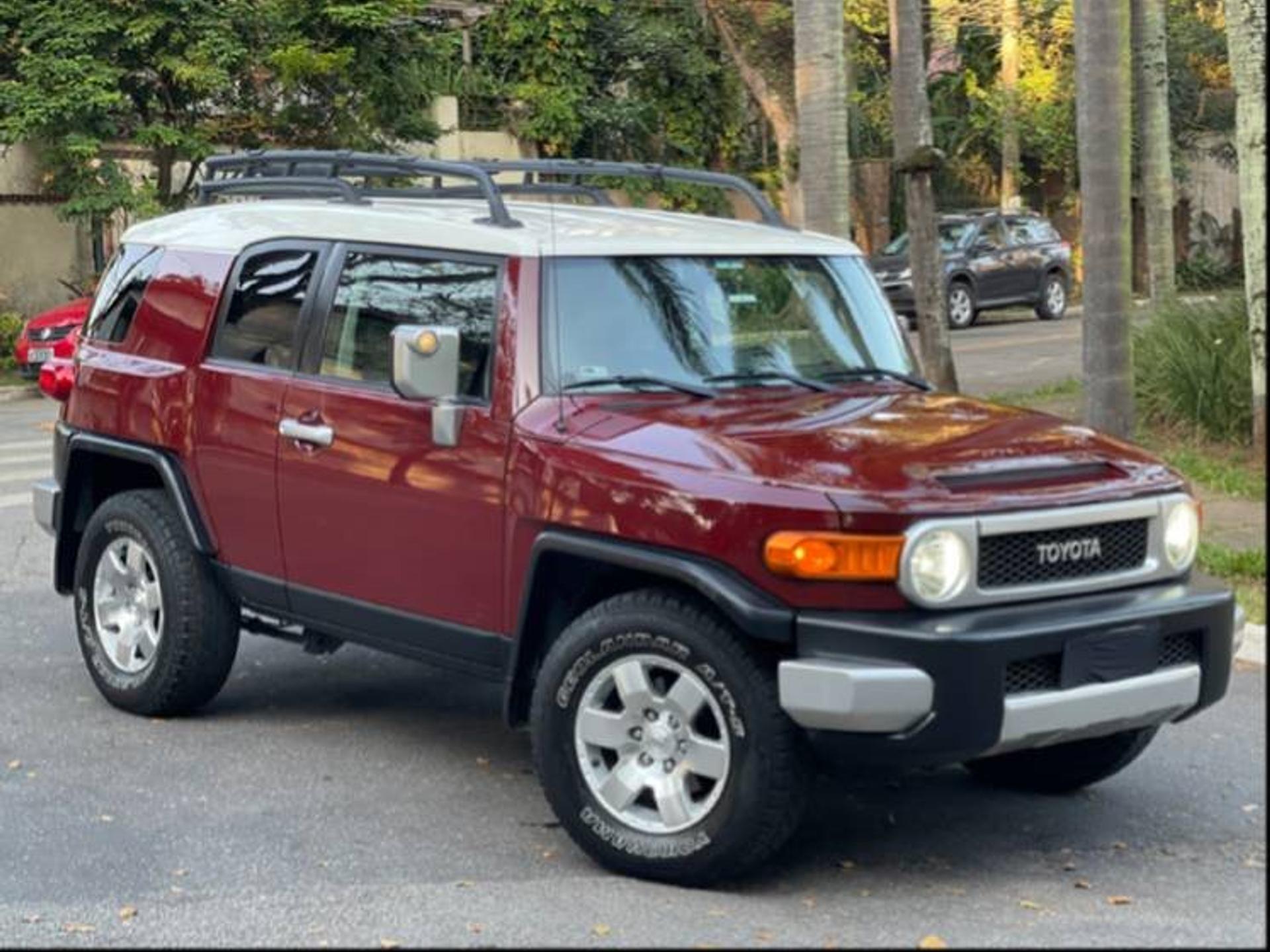 Toyota Fj Cruiser 4.0 4x4 V6 24v Gasolina 4p Automatico Wmimagem18455827623 (1)