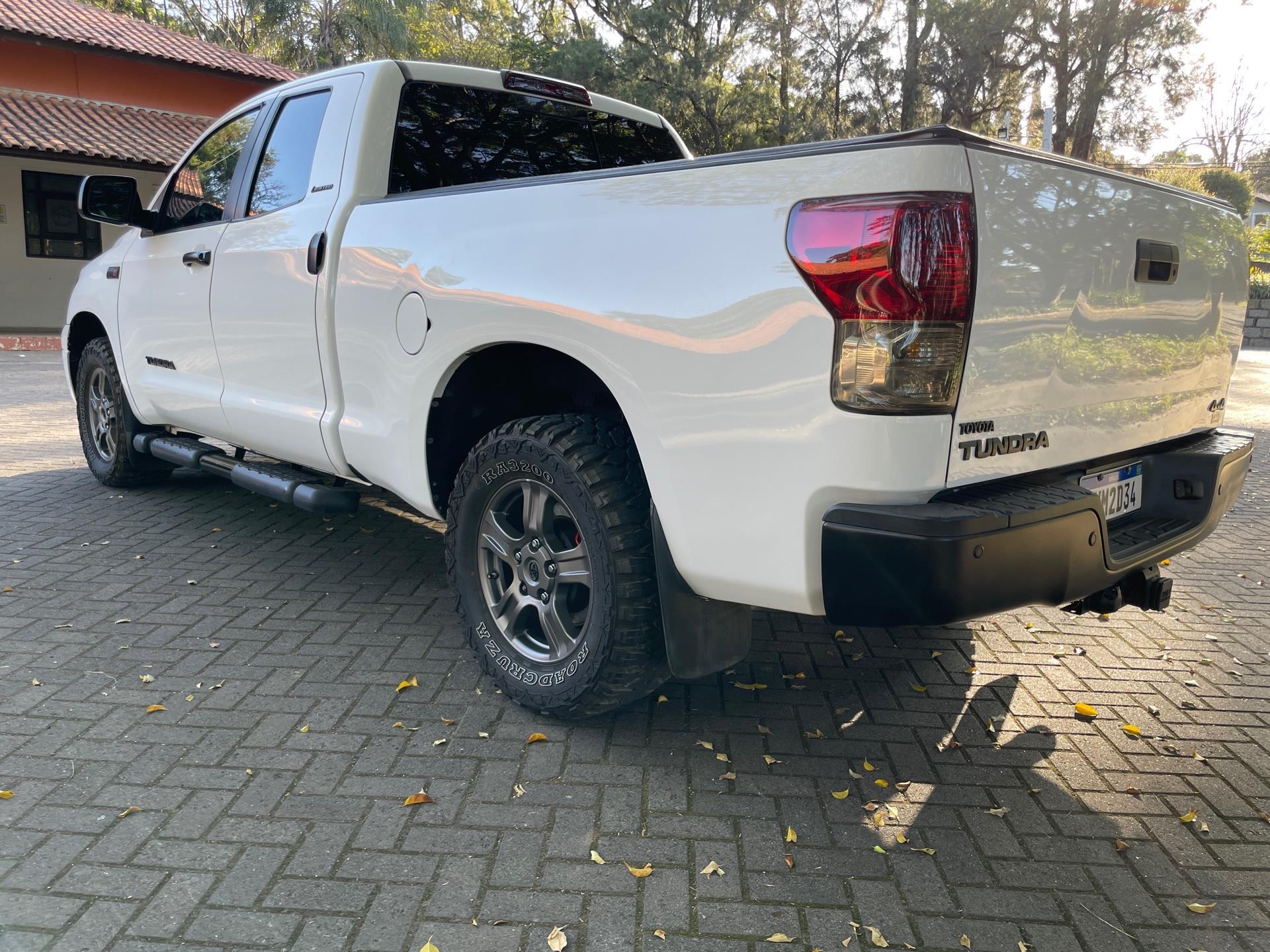 Toyota Tundra 5.7 Crewmax 4x4 Cd V8 32v Flex 4p Automatico Wmimagem18055010021