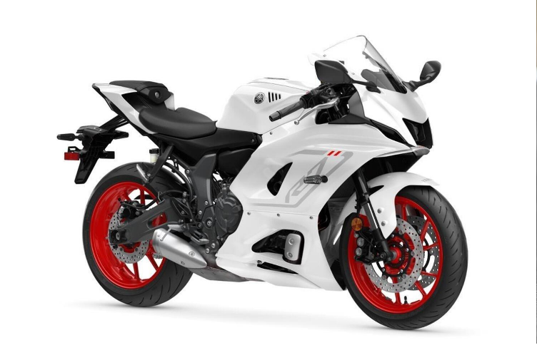 Yamaha R7 2023 4