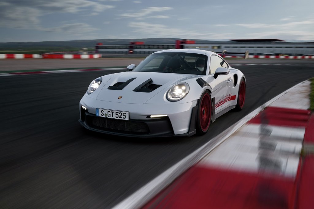 Porsche 911 Gt3 Rs (1)