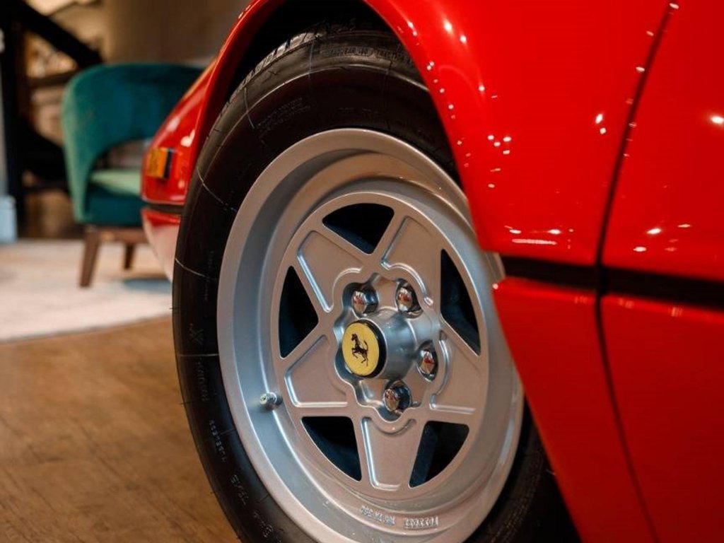 Ferrari 308 3.0 Gts V8 32v Gasolina 2p Manual Wmimagem09513297032