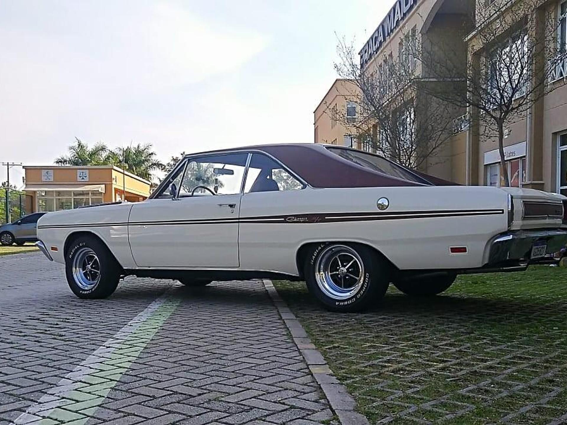 Dodge Charger 5.2 Rt V8 Gasolina 2p Automatico Wmimagem19431876176