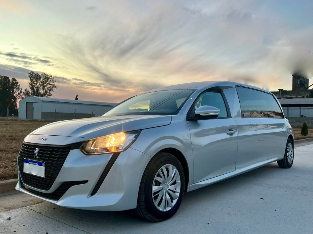 Peugeot 208 Funerário