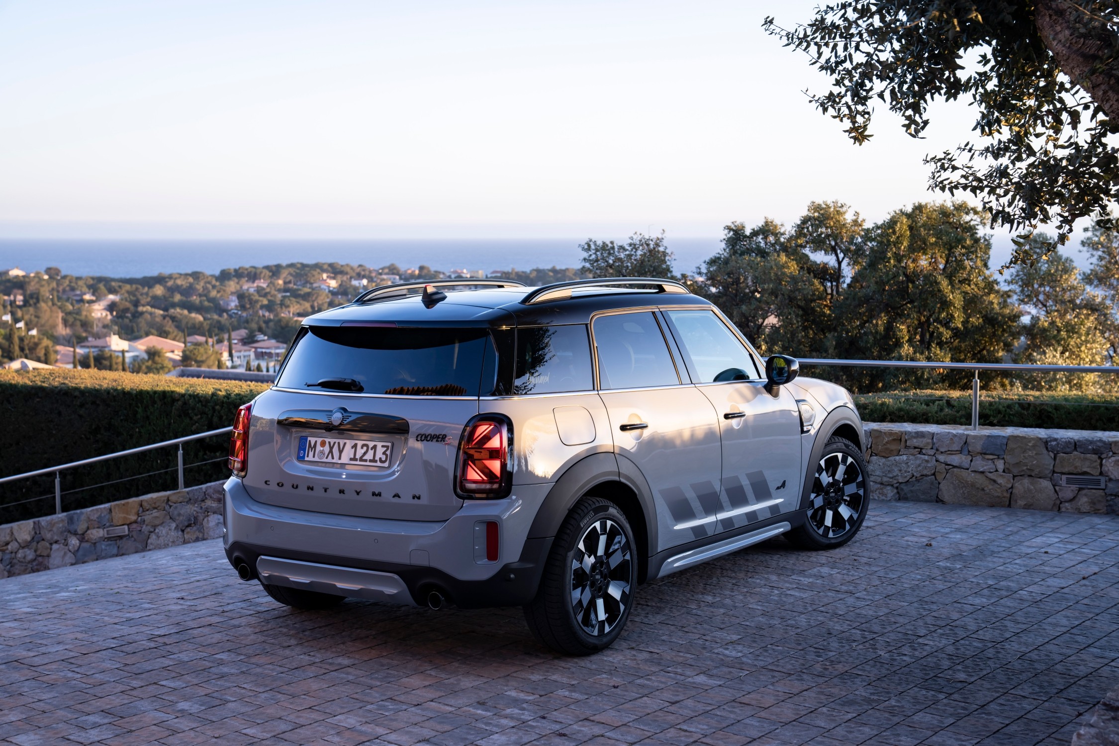 Mini Cooper S E Countryman All4 Untamed Edition 3