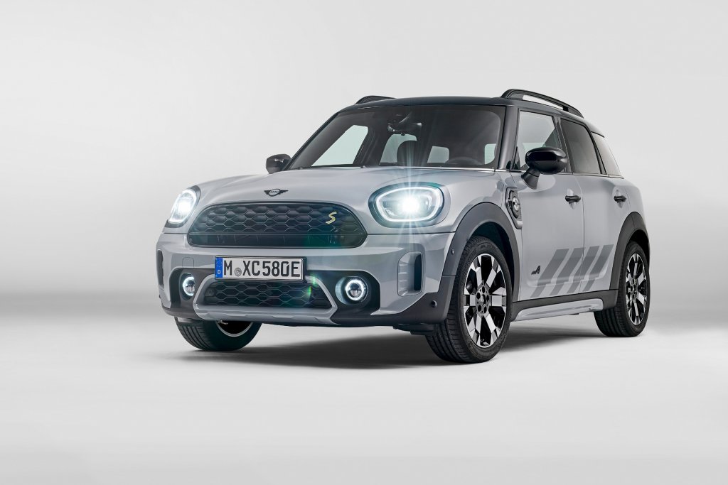 Mini Cooper S E Countryman All4 Untamed Edition 1