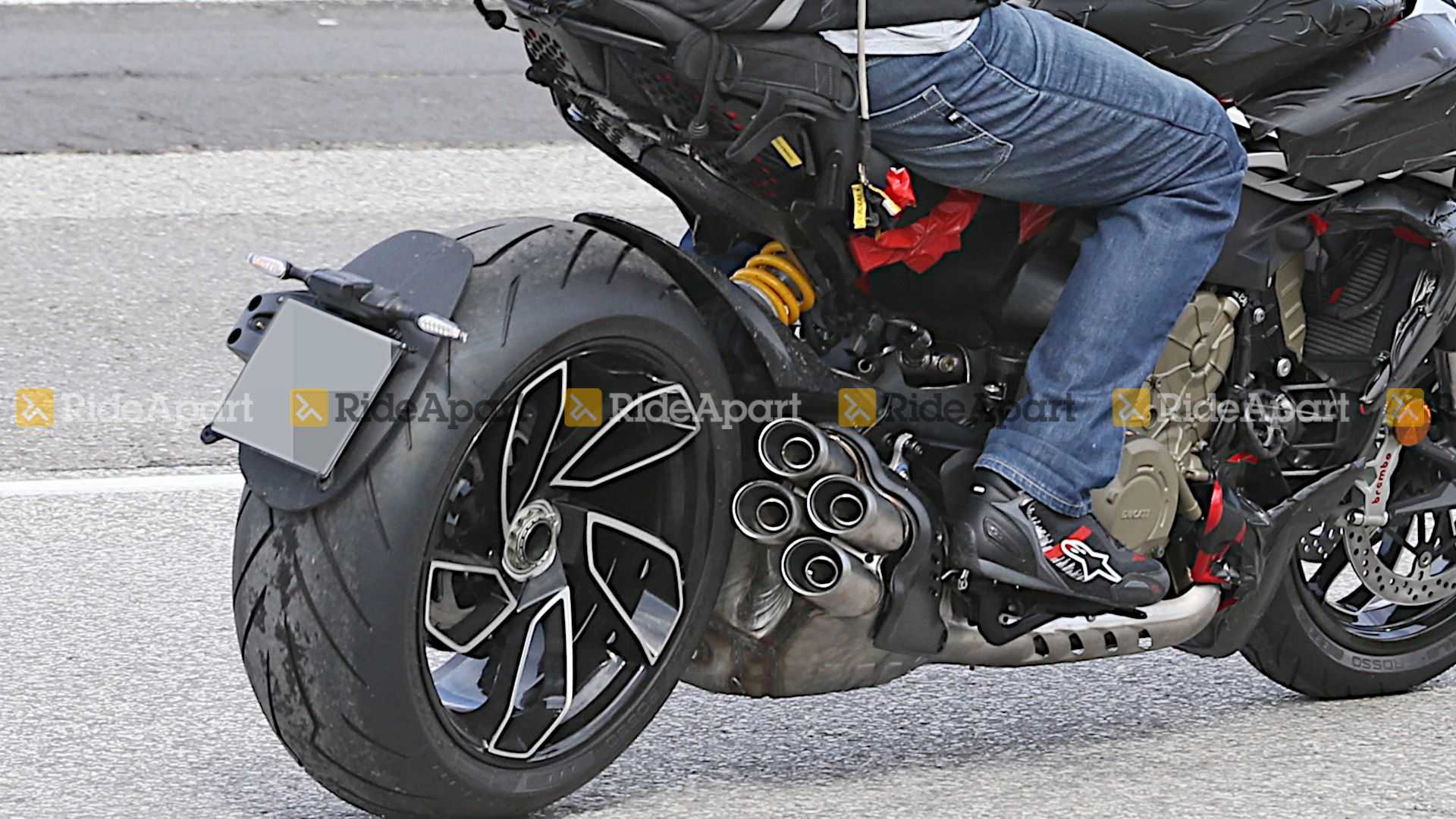 Nova Diavel
