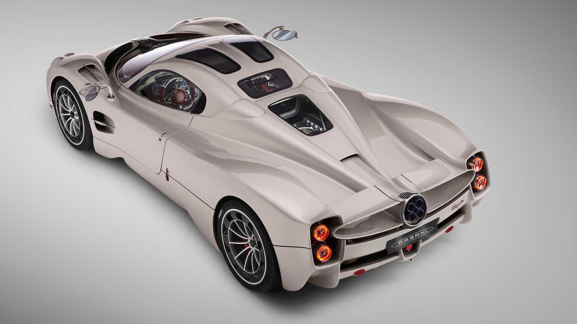 Pagani Utopia 08