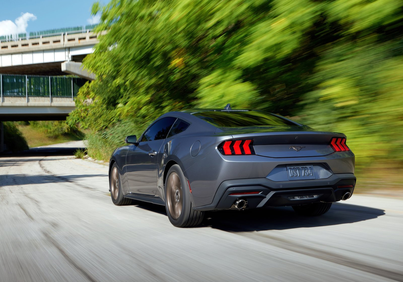 Ford Mustang 2024 1600 04