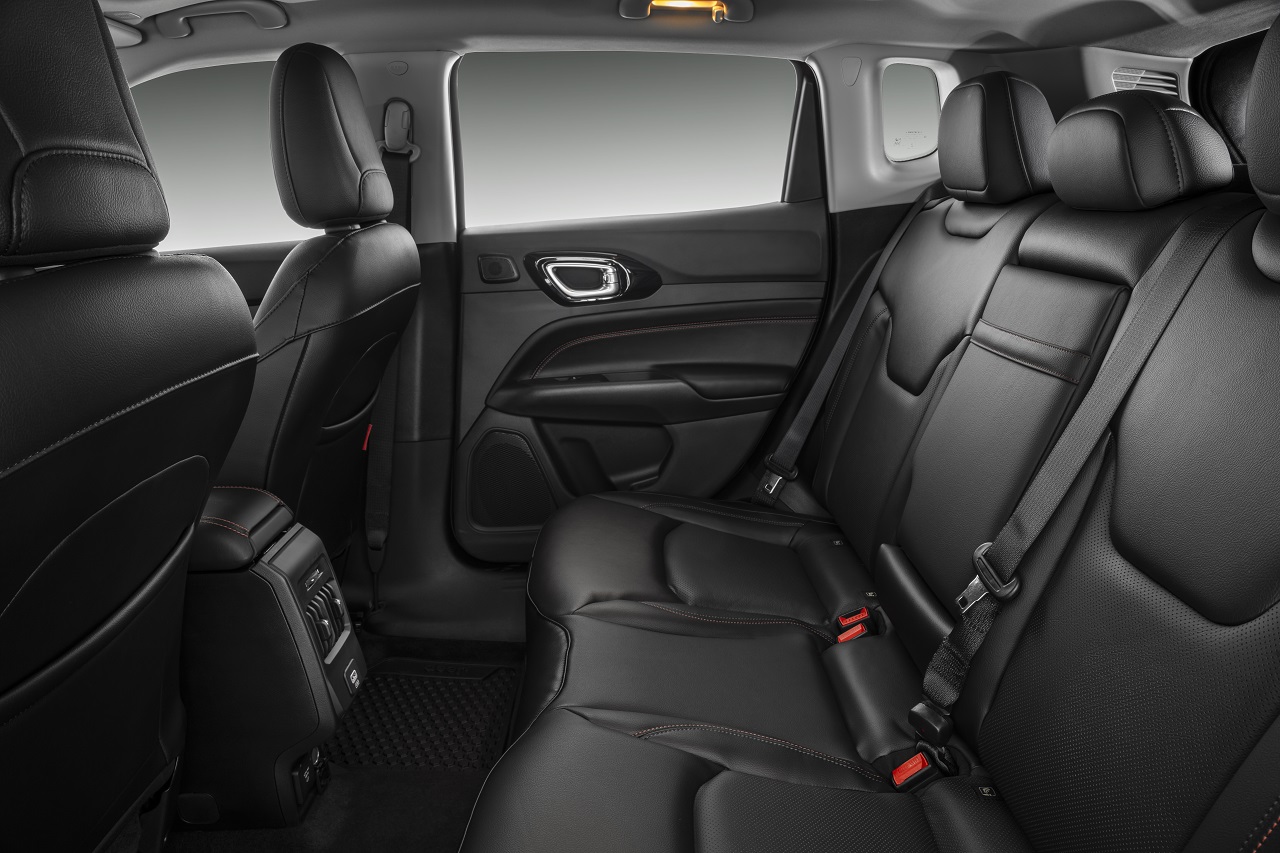 Jeep Compass Trailhawk Td350 69