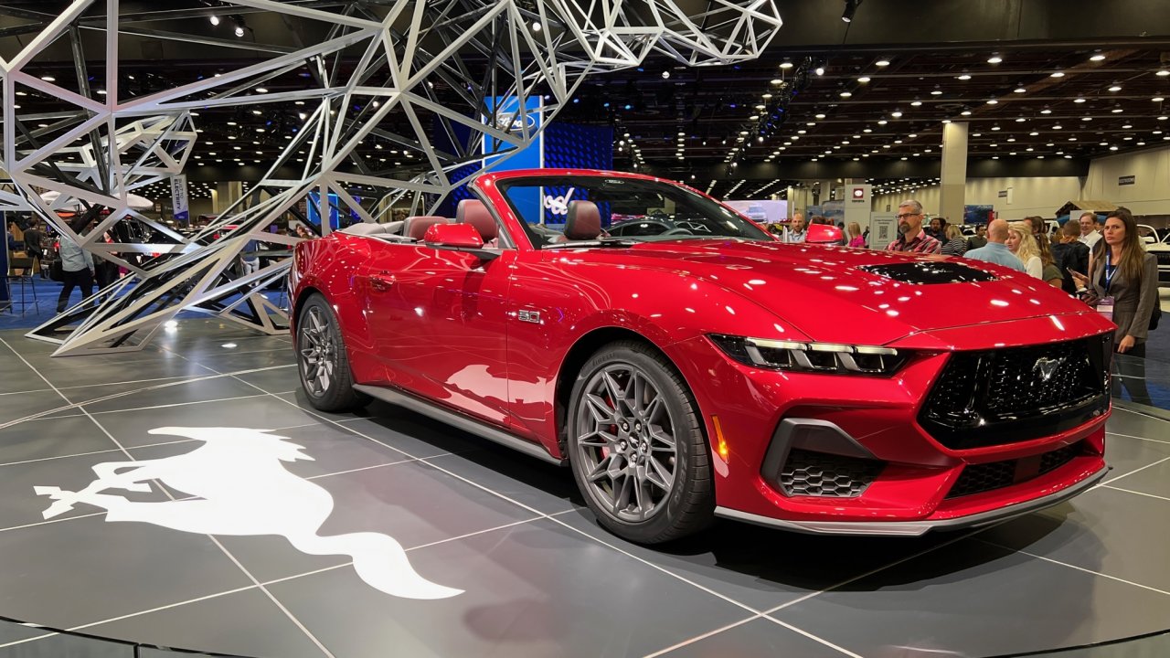 Ford Mustang Naias 2024