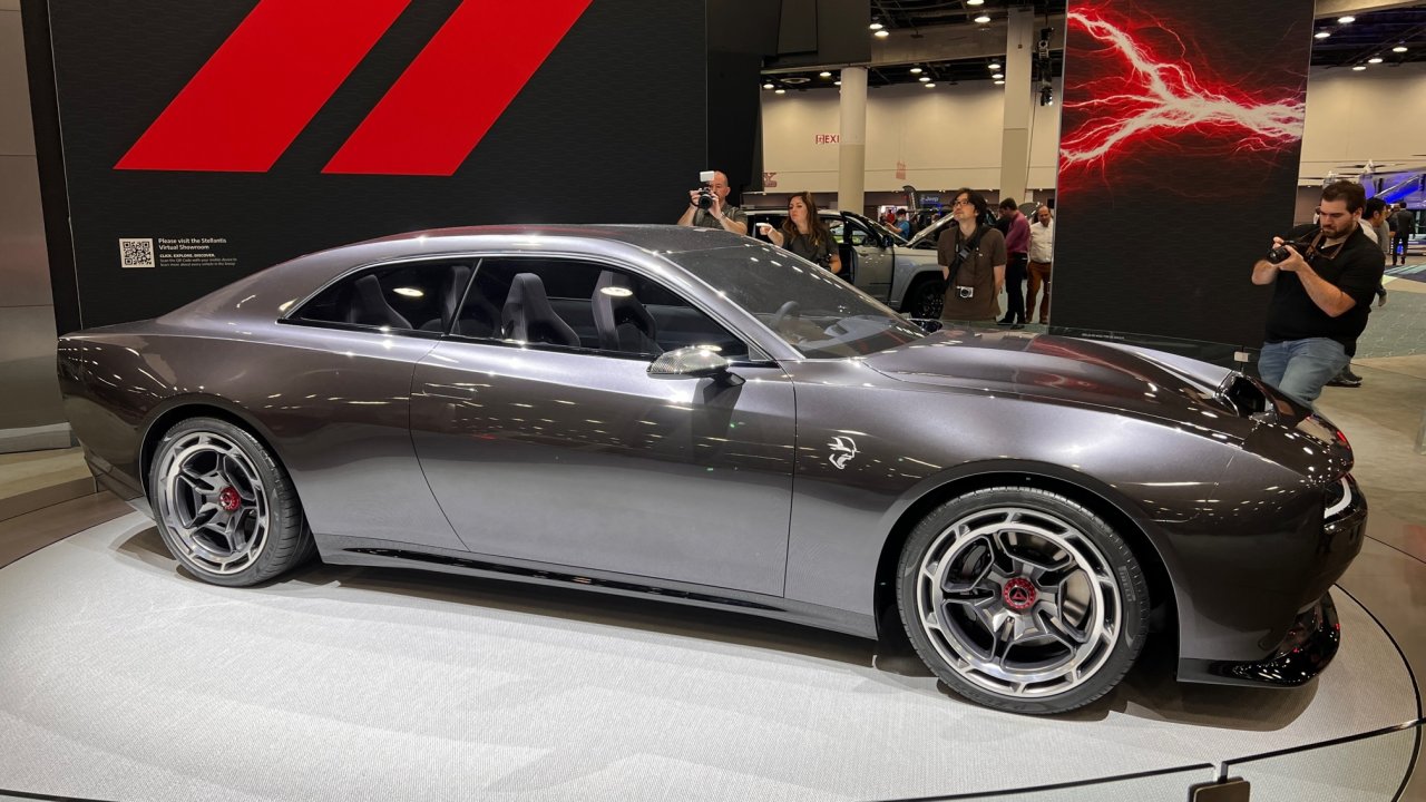Dodge Charger Daytona Srt