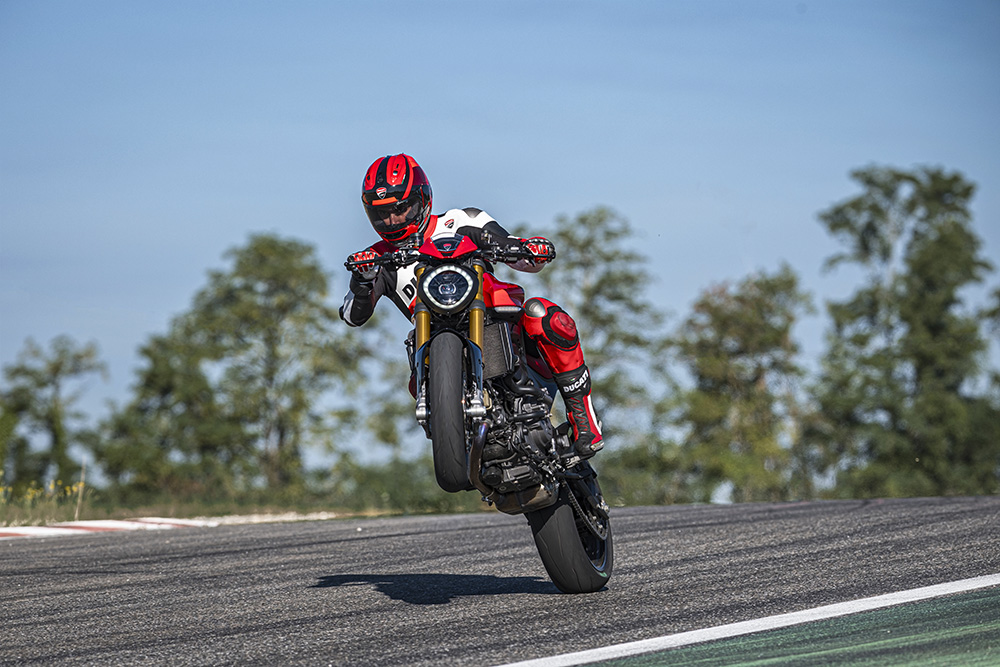 My23 Ducati Monster Sp 71 Uc426905 Low