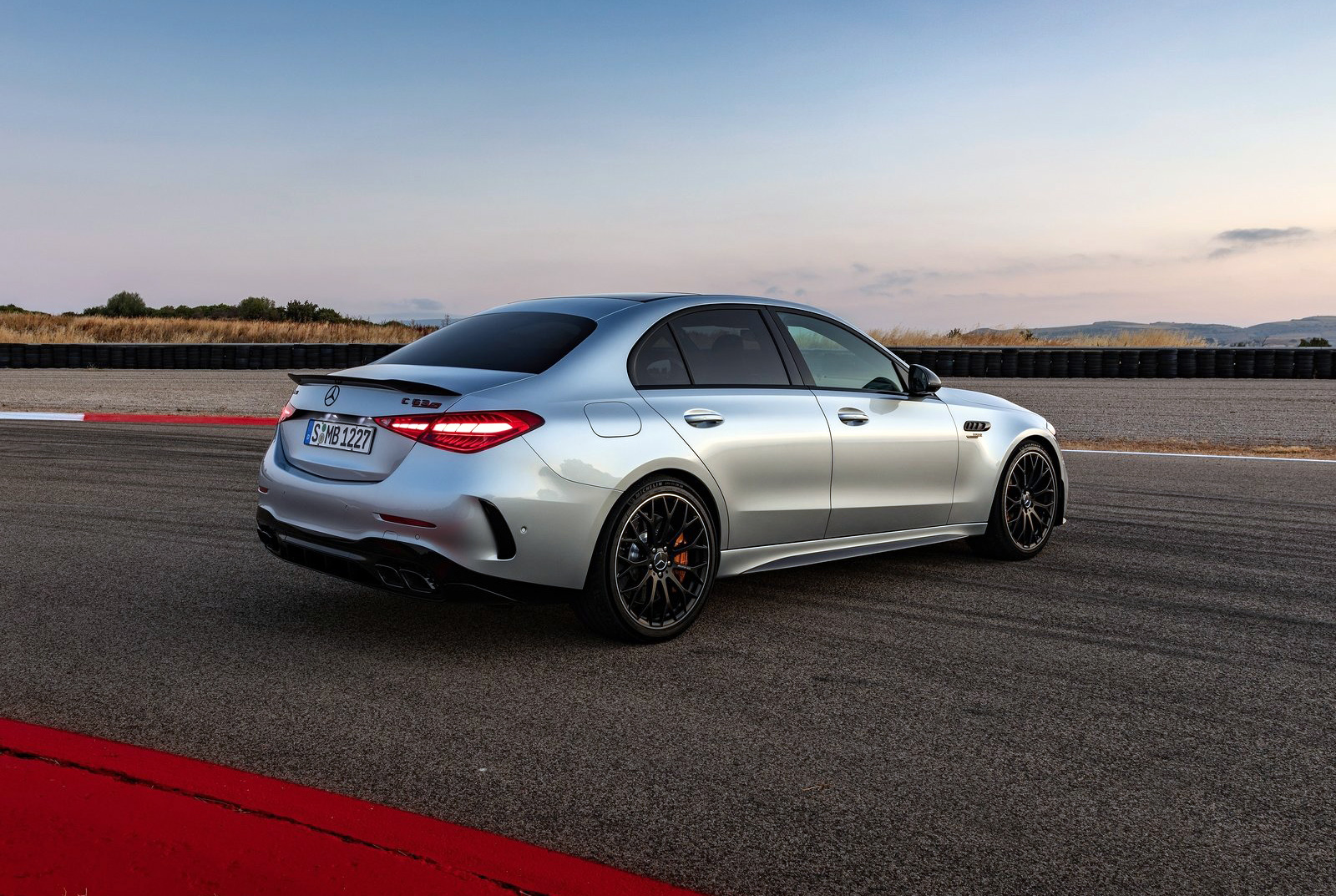 Mercedes Benz C63 S Amg E Performance 2023 1600 0b