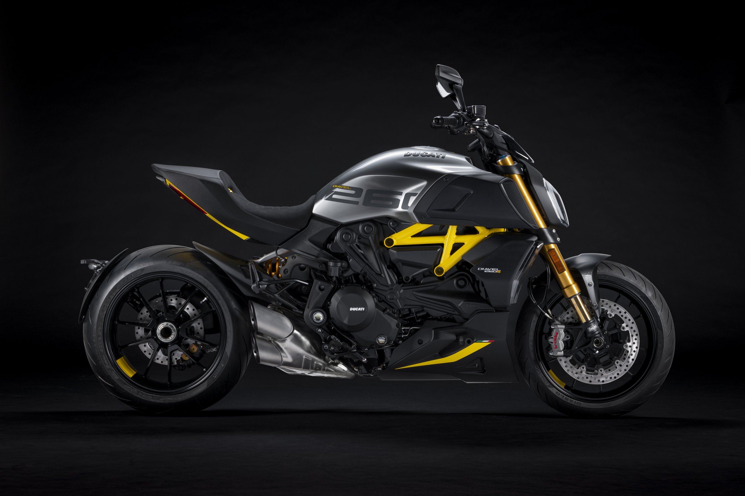 Ducati Diavel Black And Steel 1