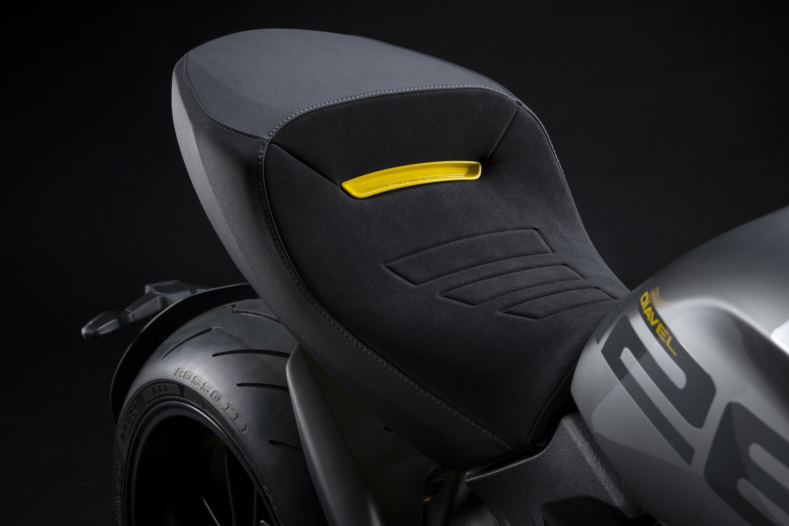 Ducati Diavel Black And Steel 2