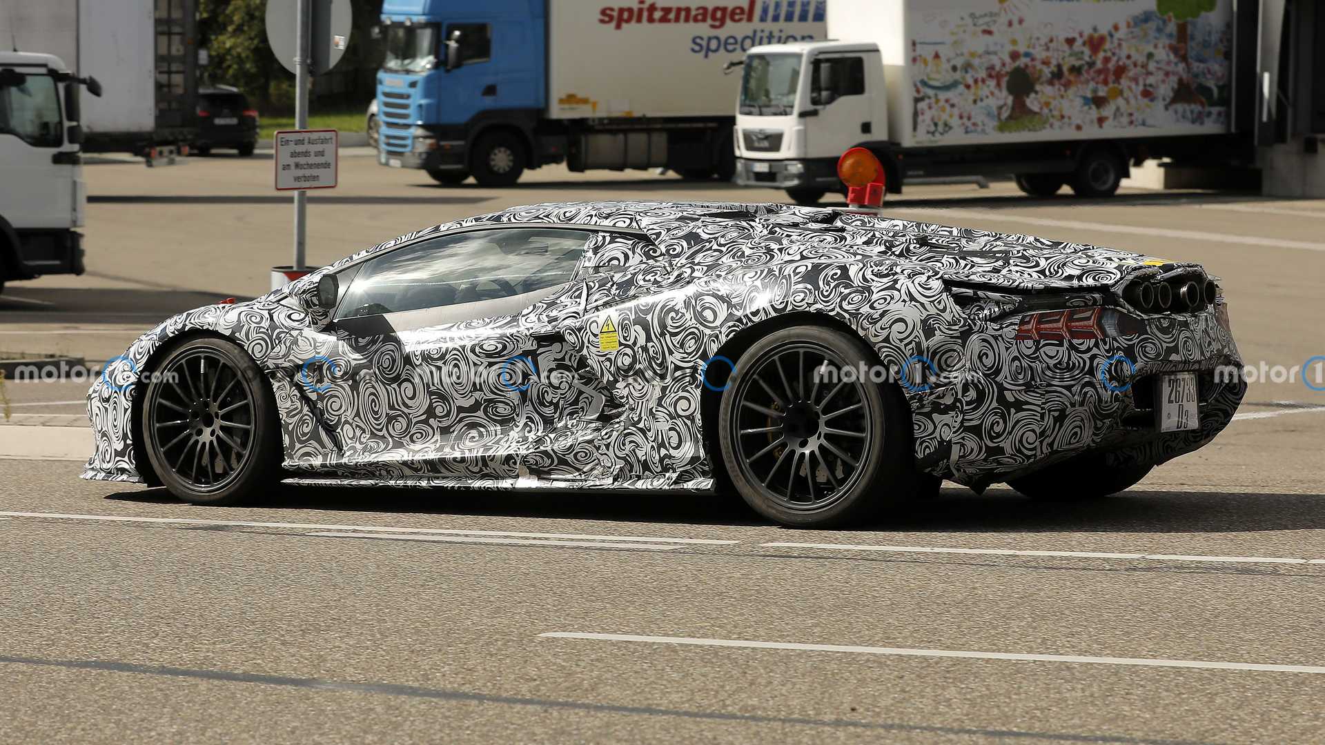 Substituto Do Lamborghini Aventador 3
