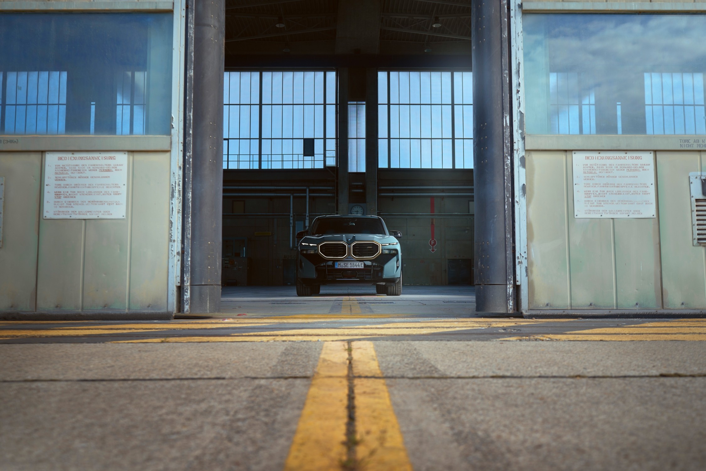 SUV híbrido da marca alemã