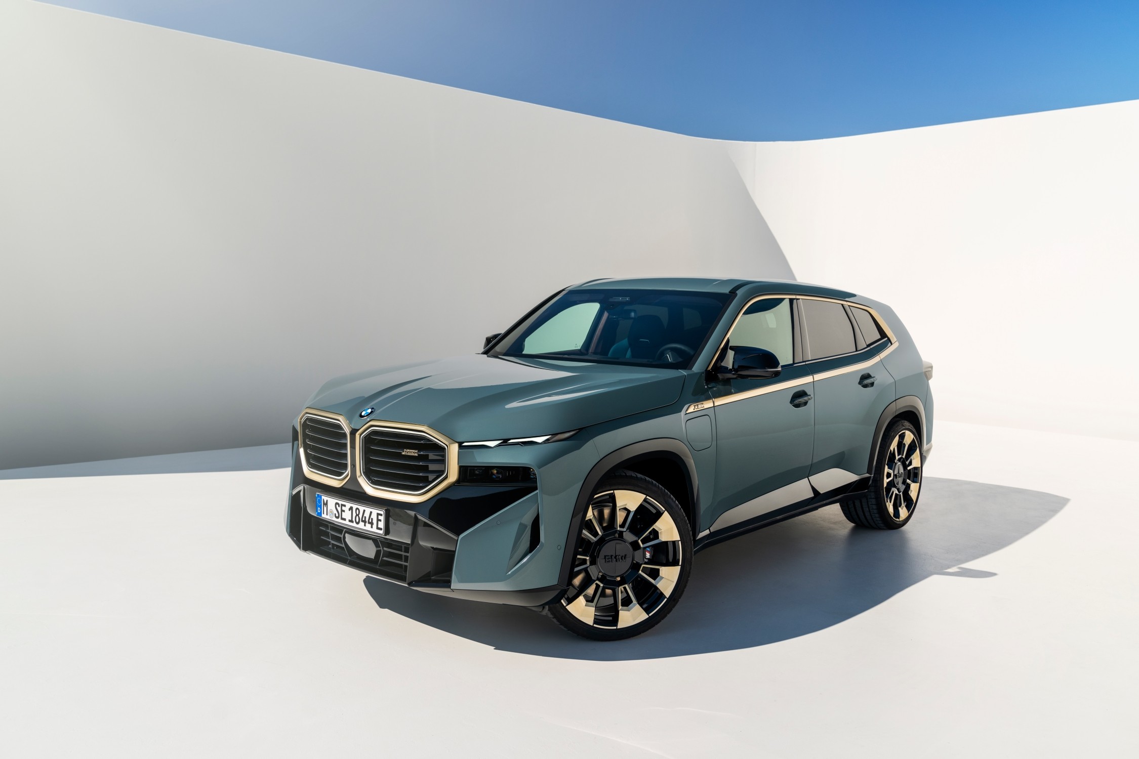SUV híbrido da marca alemã