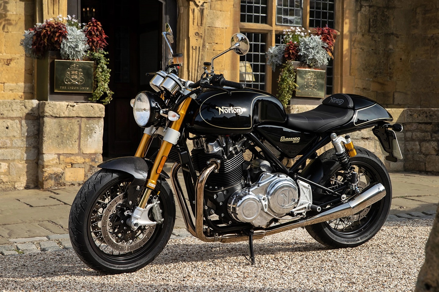 Norton Commando 961 2023 (8)