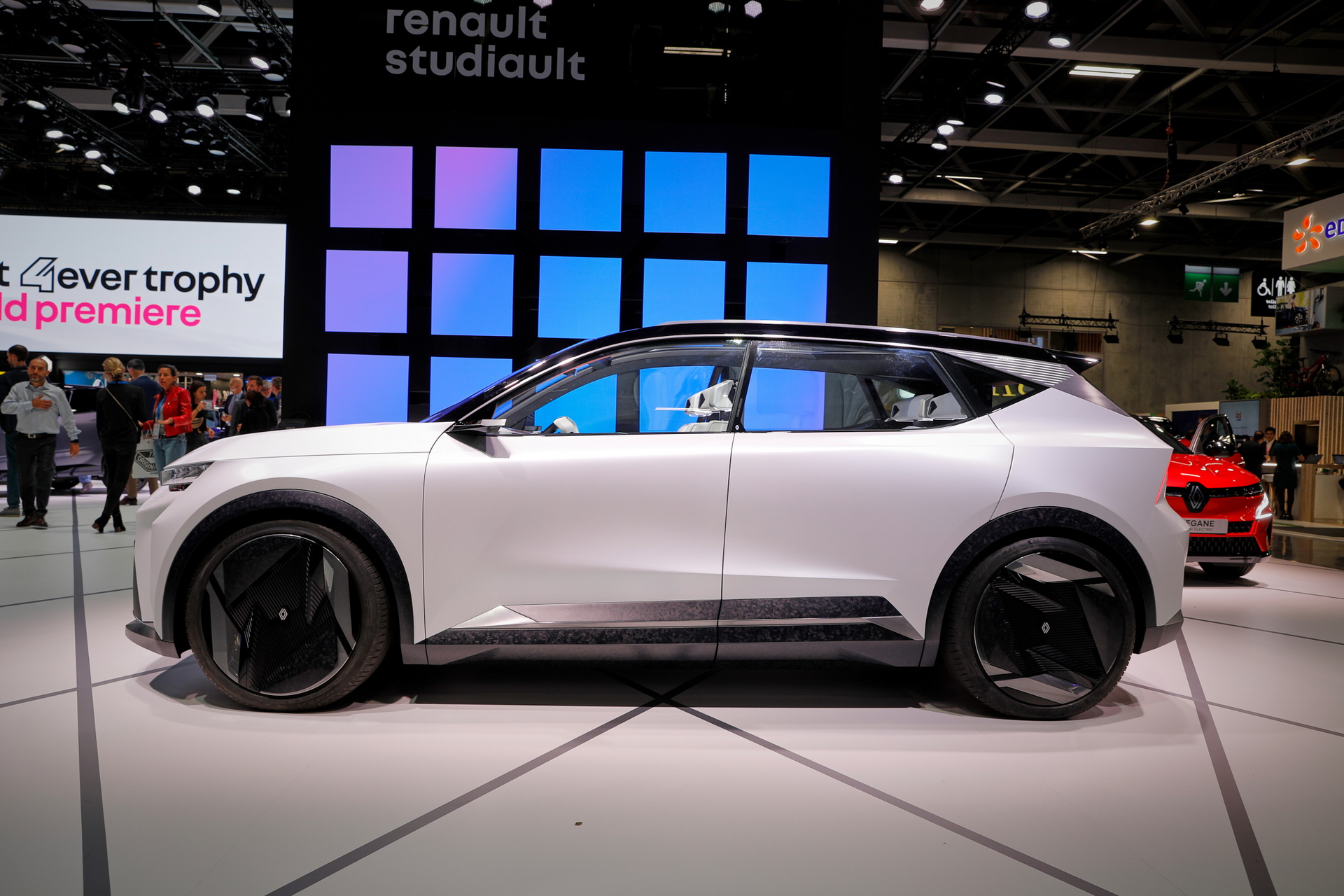 Conceito da Renault mostrado no Salão de Paris