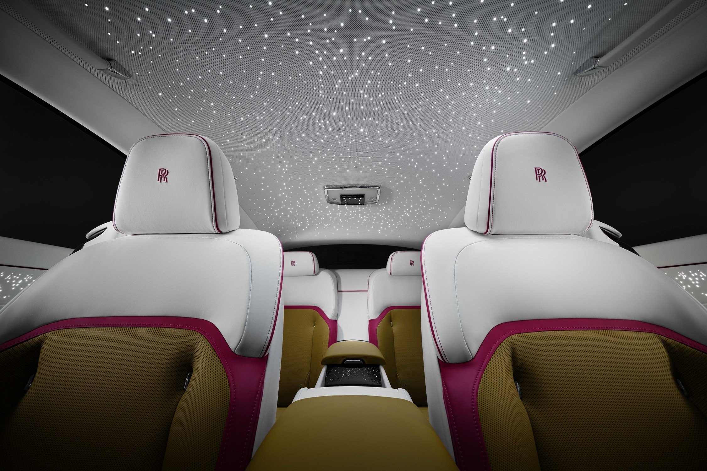 Rolls Royce Spectre 8
