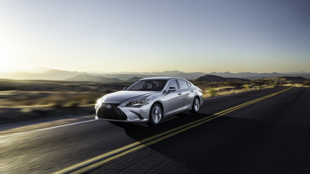 Ext Lexus Es300h 2
