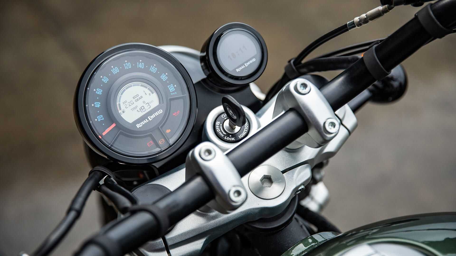 Royal Enfield Super Meteor 650 (5)
