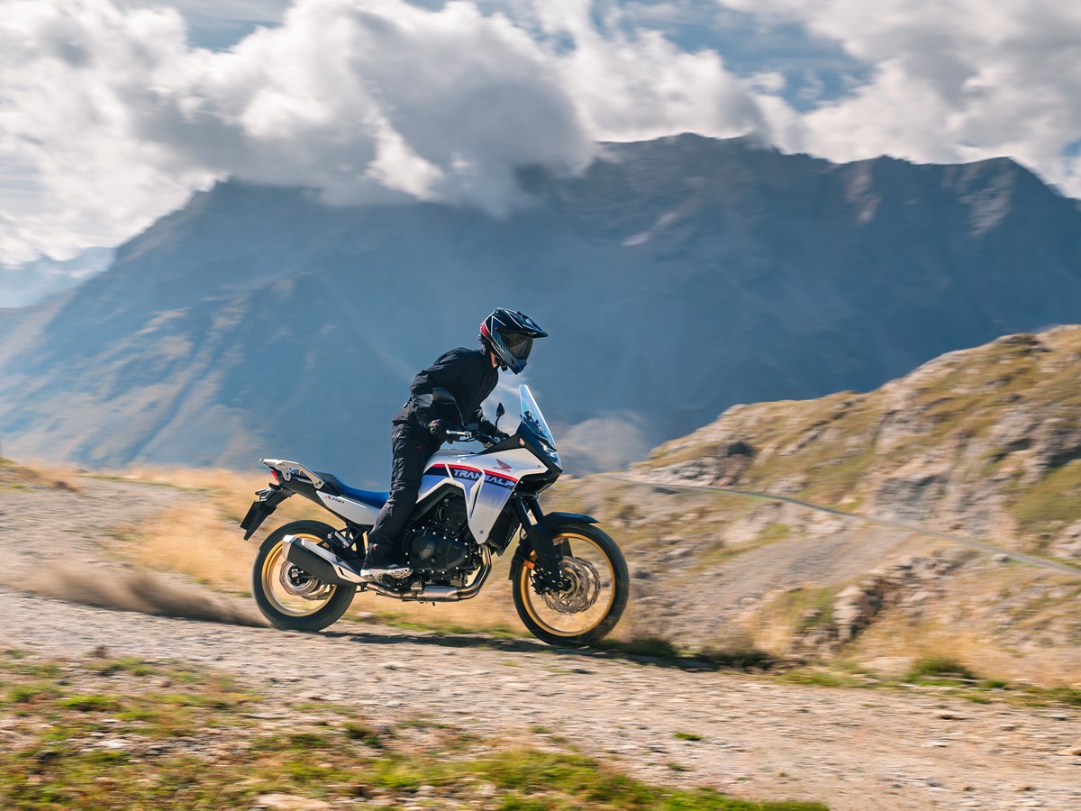 Nova Honda Transalp 750